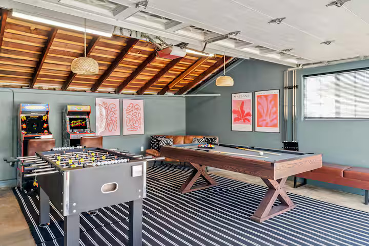 pool table